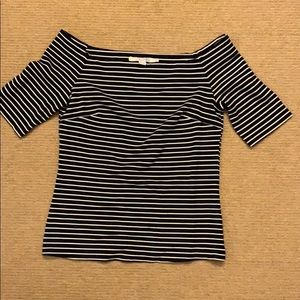 Boden us6 stripe off shoulder elbow slv top